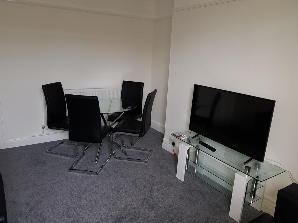 Braganza House Apartment Портсмът Екстериор снимка